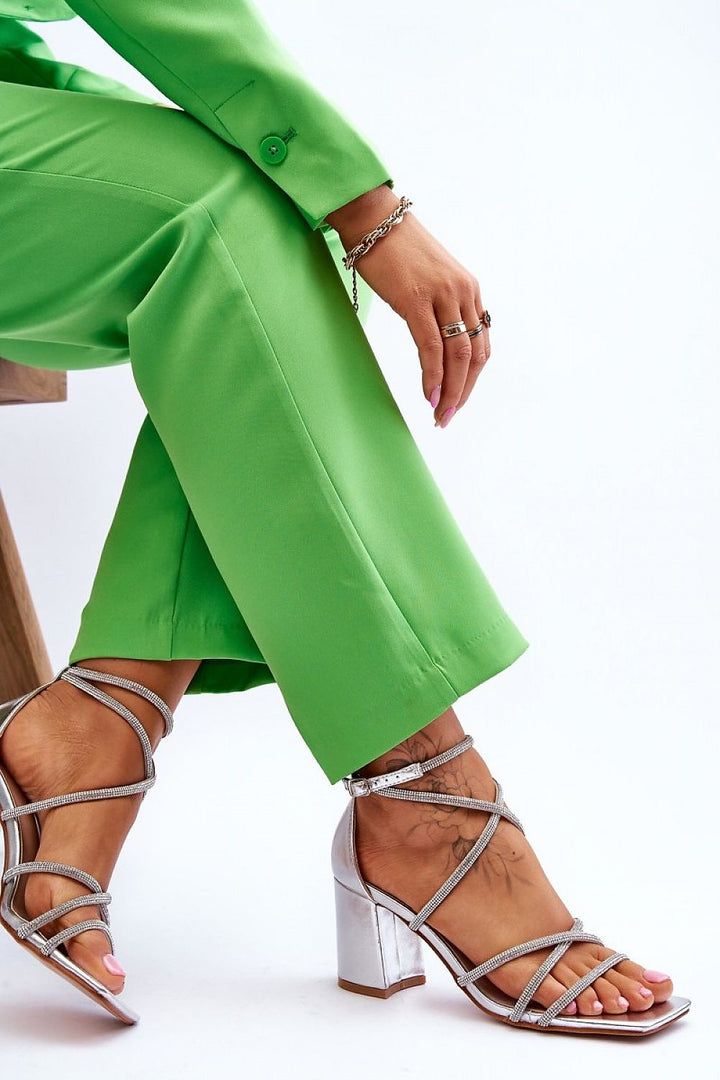 Heel sandals Step in style