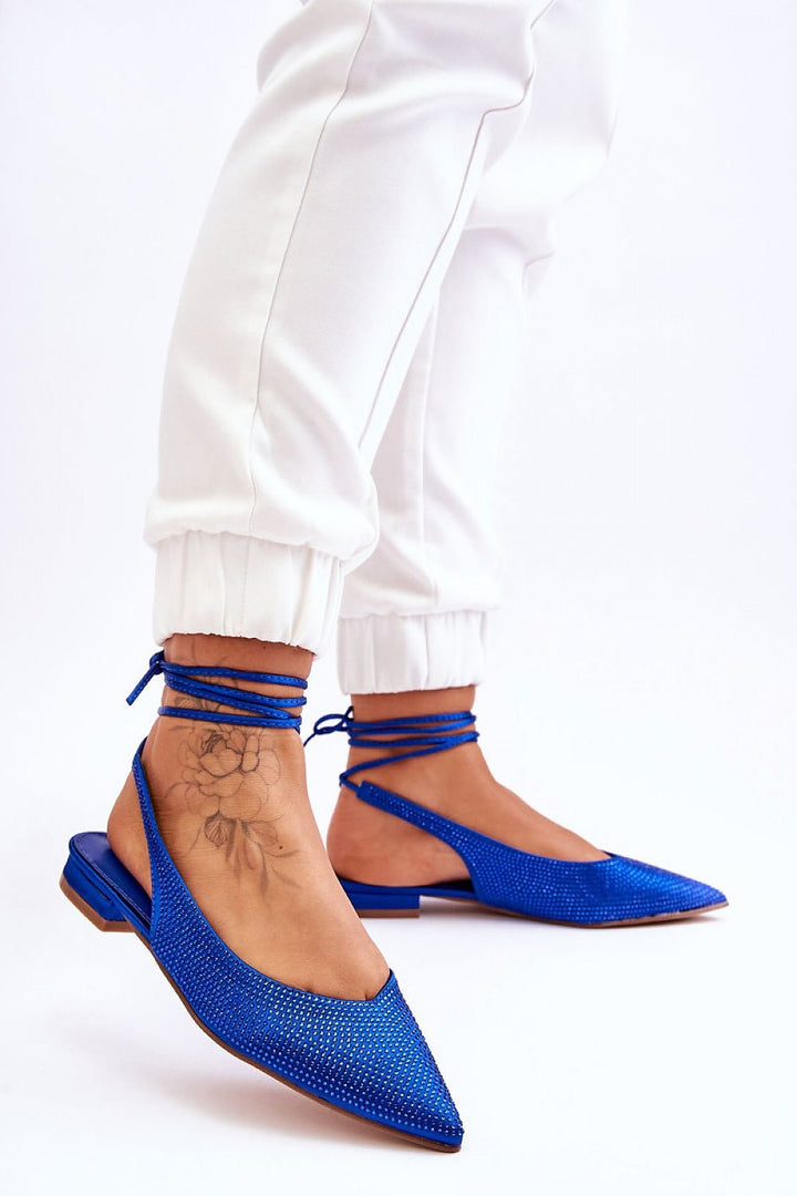 Strappy ballet flats Step in style