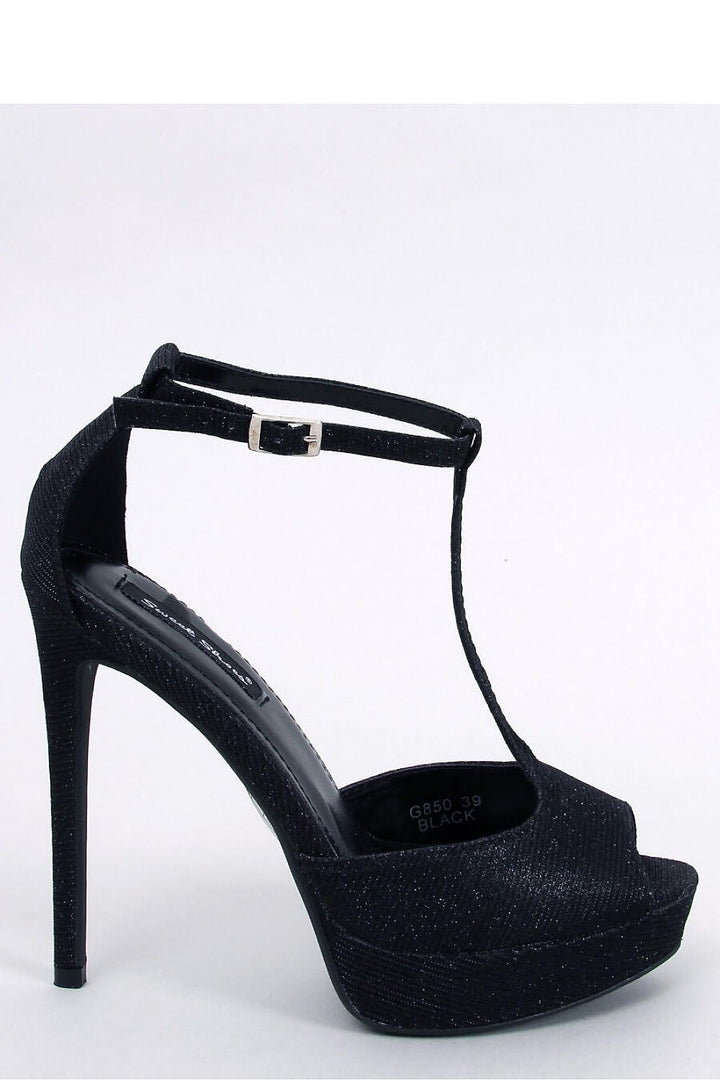 Platform pumps Inello