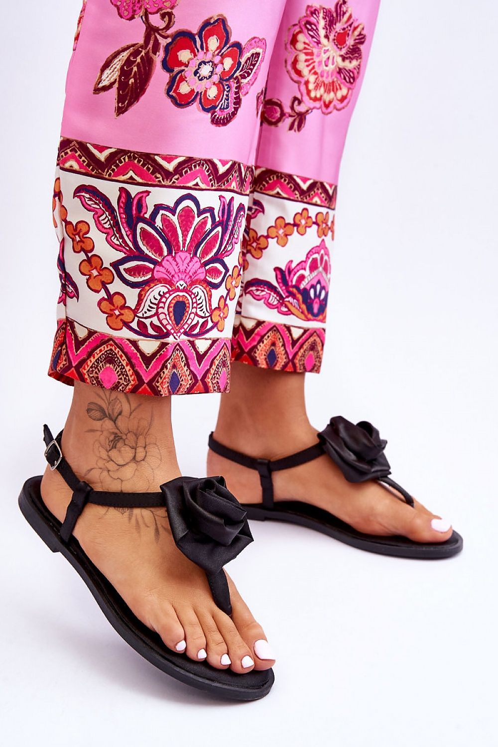  Sandals model 180352 Step in style 