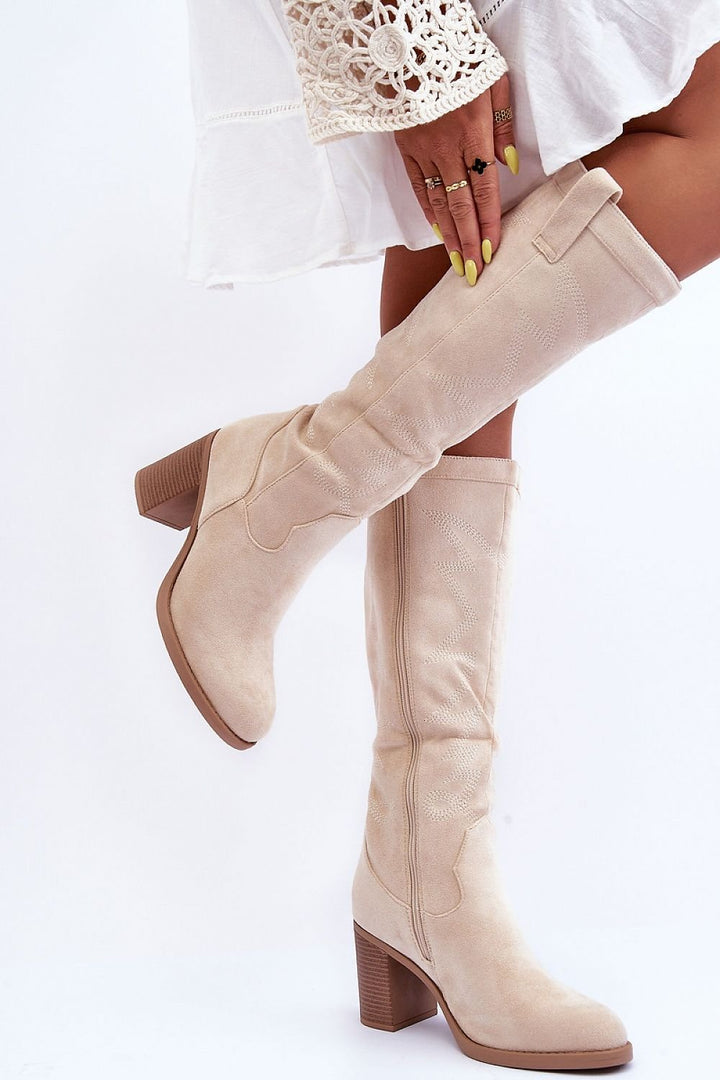 Heel boots Step in style