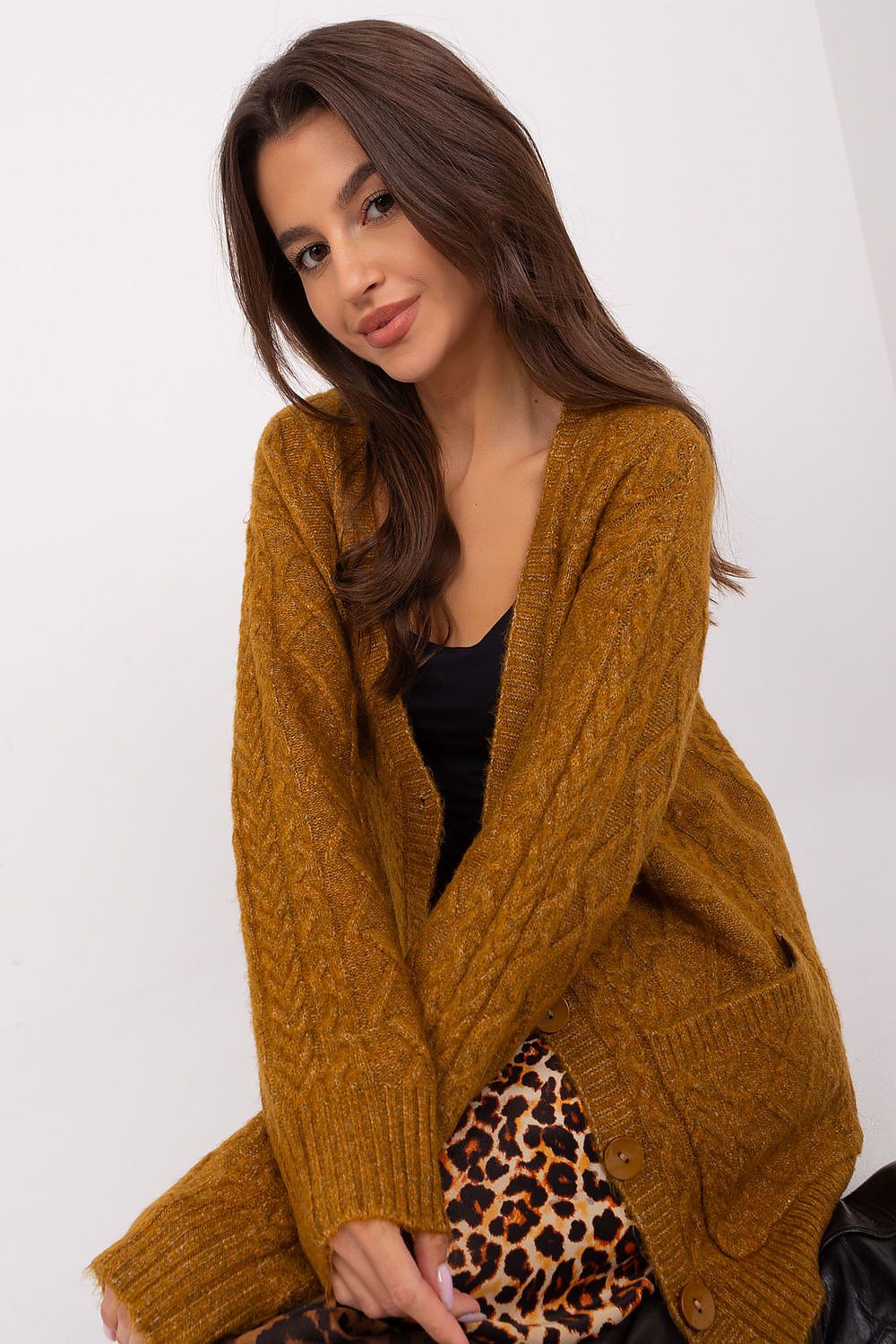 Cardigan AT