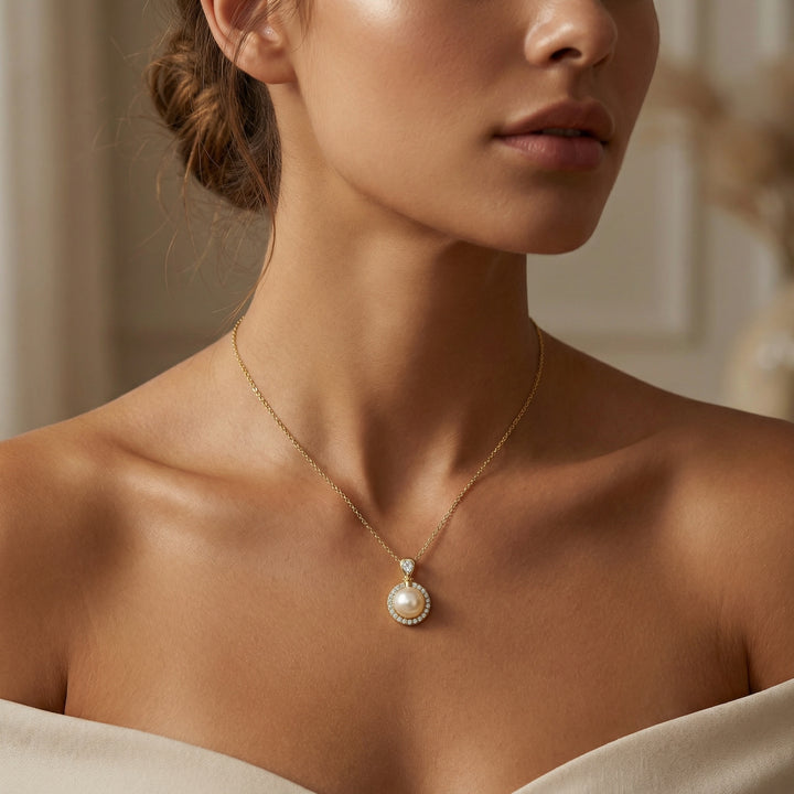 ✨ Pearl & Diamond Halo Necklace