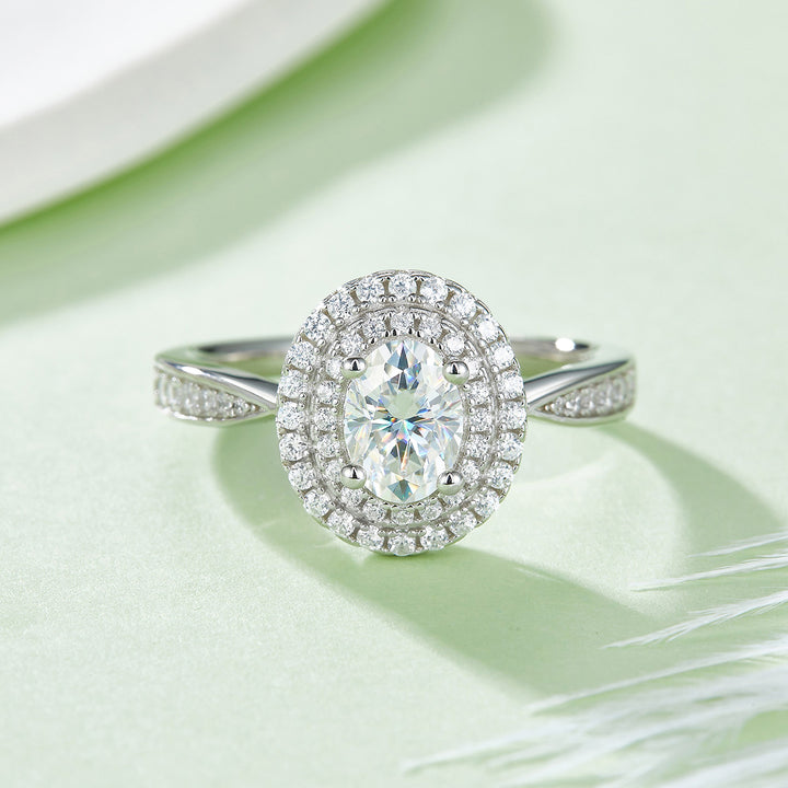 💍 Egg-Shaped Moissanite Ring – Platinum-Plated S925 Silver (5×7 mm, Sizes 5–9) 💍