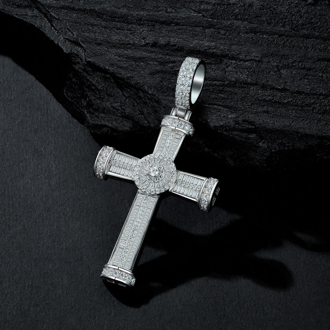 ✨ S925 Platinum-Plated Moissanite Cross Pendant Necklace (13.6g) ✨