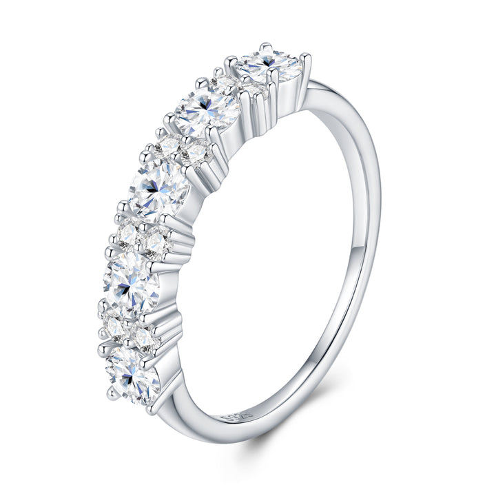 ✨ 925 Sterling Silver Minimalist Moissanite Ring – Platinum-Plated Elegance ✨