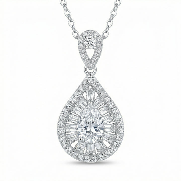 💎 Pear-Shaped Diamond Sunburst Pendant Necklace