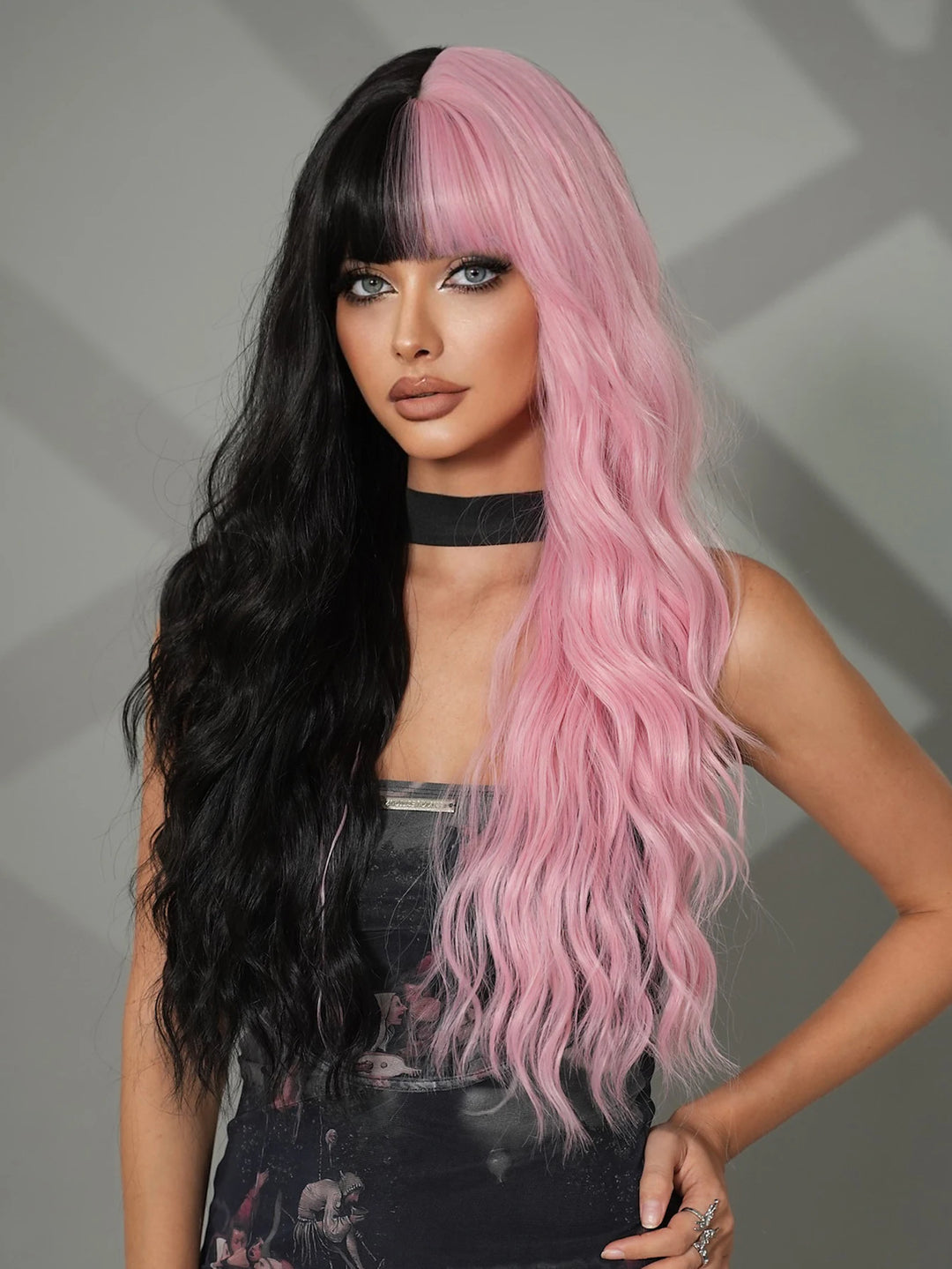 Black Pink Synthetic Hair Skunk Stripe Long Wavy Wigs Heat Resistant Fiber Wholesale Natural Matt Wigs 30 Inch