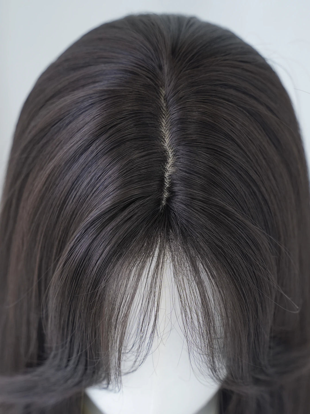 28-inch Layered Long Straight Black Middle-Parted Synthetic Matte Hair Wig for Women, Heat Resistant.