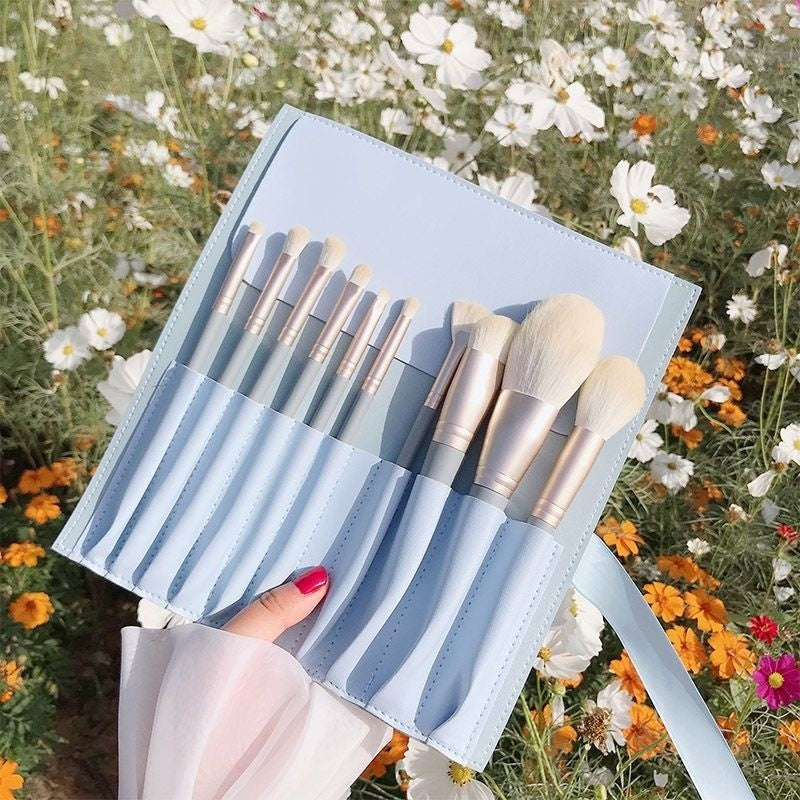 ✨ 10-Piece Complete Makeup Brush Set — Foundation, Powder & Eyeshadow 💄
