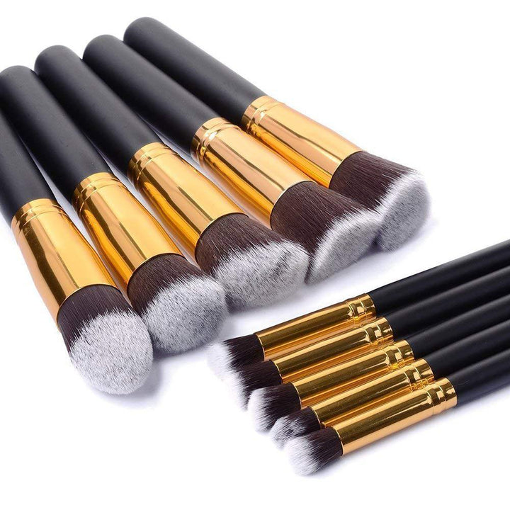 ✨ 10-Piece Wooden Handle Makeup Brush Set — Portable Beauty Tools 💄
