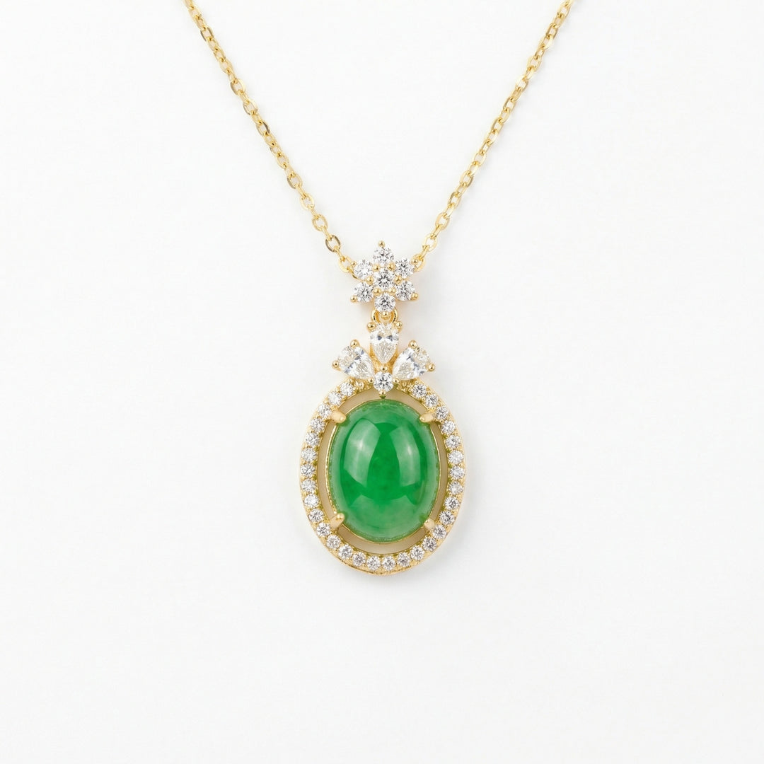 💚 Green Jadeite Oval Pendant Necklace
