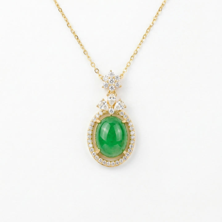 💚 Green Jadeite Oval Pendant Necklace