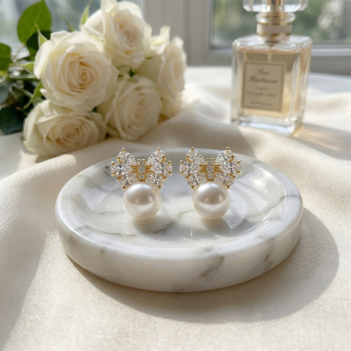 ✨ 925 Sterling Silver Elegant Bow Pearl Stud Earrings with Crystal Accents ✨