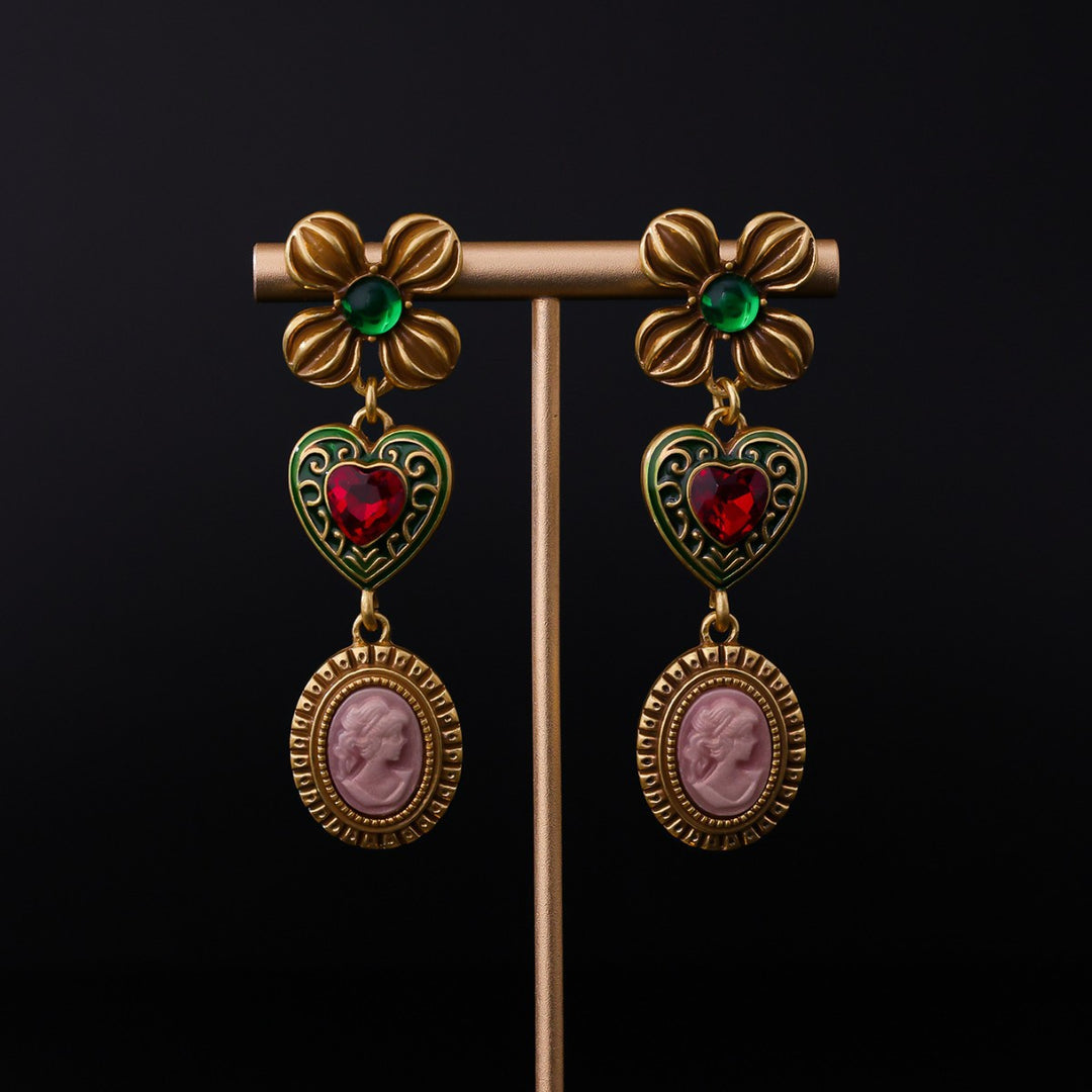 Love Portrait Retro Jewelry Set – Personalized Earrings & Necklace for Women