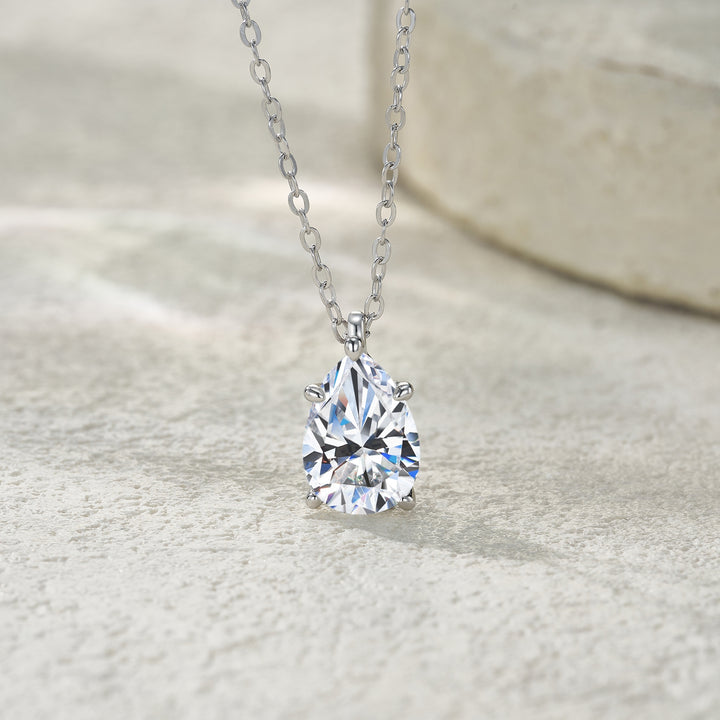 Luxury Minimalist Pear-Shaped Moissanite Pendant Necklace – Gold-Plated S925 Silver