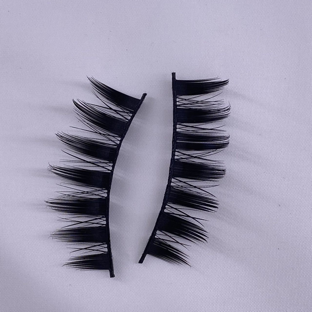 👁️✨ Stage Demon False Eyelashes – Dramatic Upper Lash Set (5 Pairs)