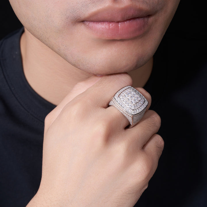 💍 Men’s Engraved Moissanite Ring – Platinum-Plated S925 Silver (19.6g, Sizes 5–9) 💍