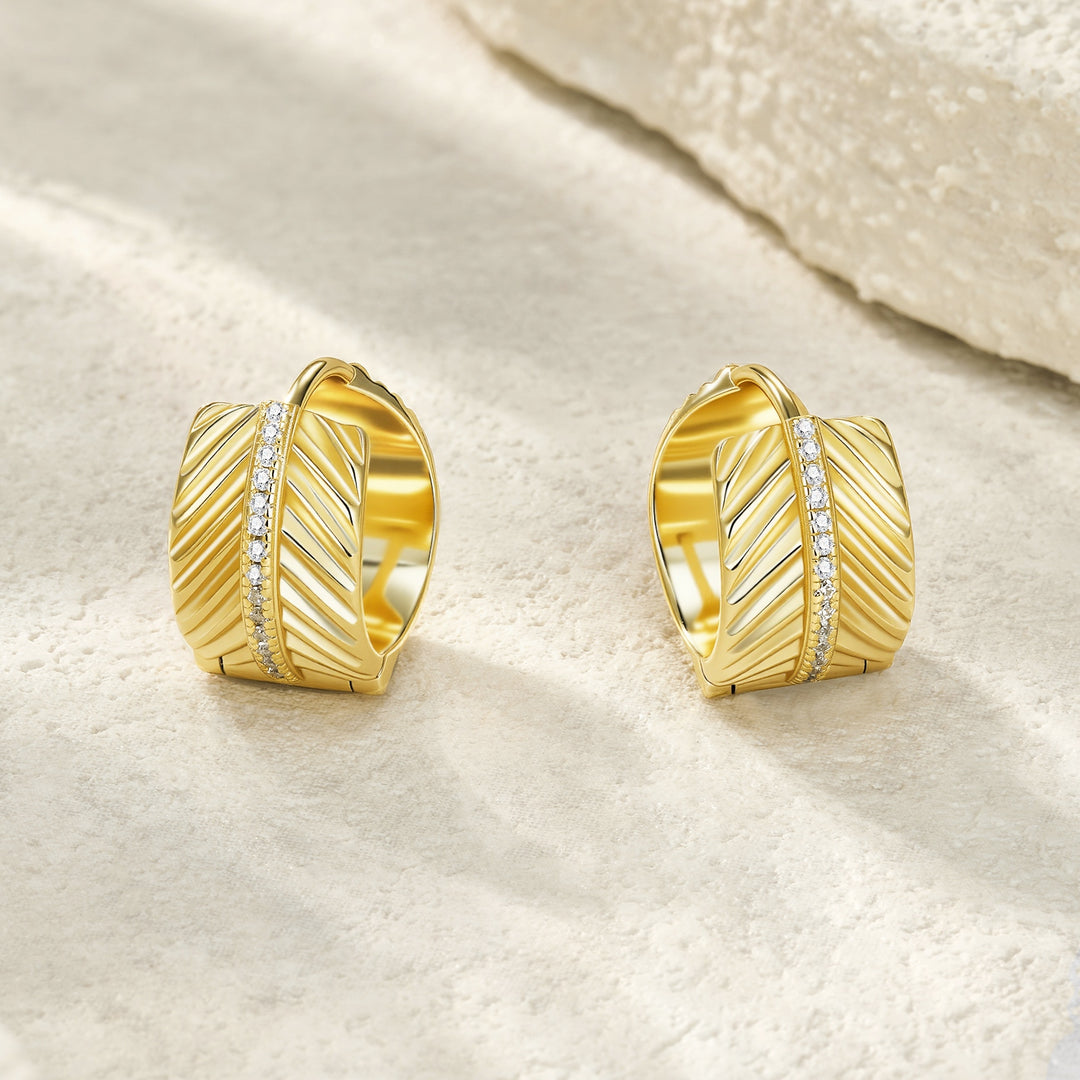 Luxury Minimalist Moissanite Earrings – Gold-Plated S925 Silver