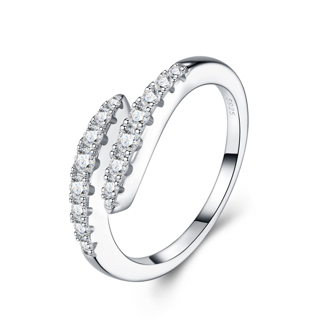 🌙 Moon-Shaped Moissanite Minimalist Ring – Platinum-Plated S925 Silver (3.2g, Sizes 5–9) 🌙