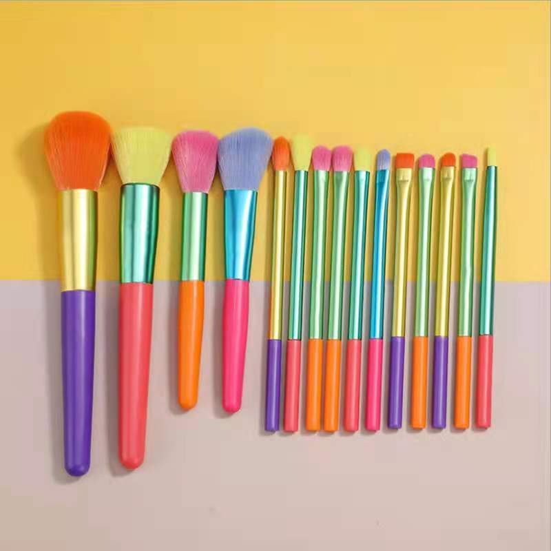 ✨ 15-Piece Multi-Color Makeup Brush Set — Rainbow Beauty Tools 💄🌈