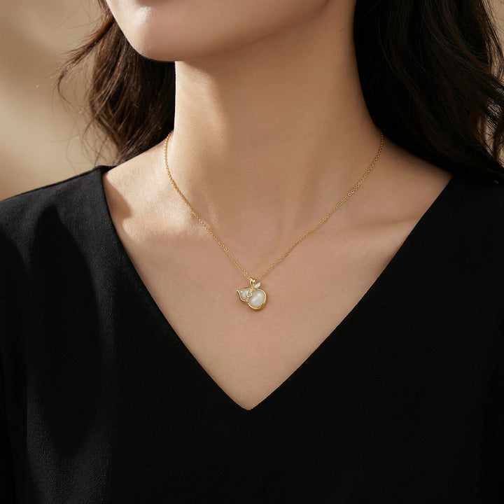 ✨ 925 Sterling Silver White Chalcedony Hulu & Peach Necklace