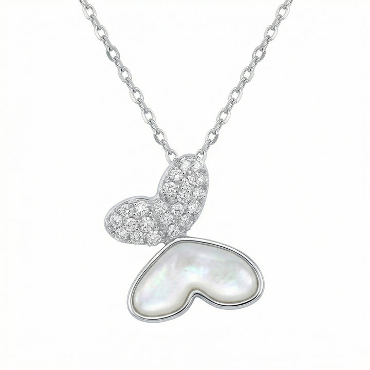 💎 Elegant Butterfly Necklace