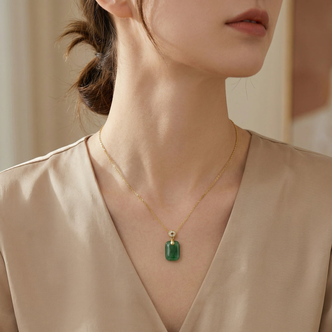 💎 Green Jadeite & Diamond Sterling Silver Pendant Necklace
