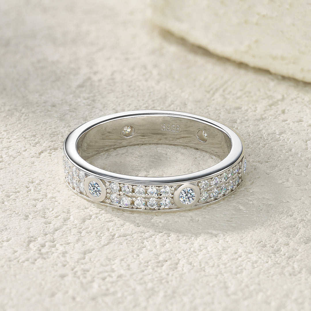 💎 Minimalist Moissanite Ring – Platinum-Plated S925 Silver (3.8g, Sizes 5–9) 💎