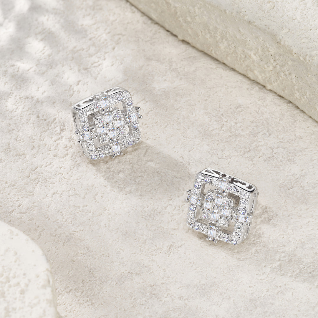 Luxury Minimalist Unisex Moissanite Stud Earrings