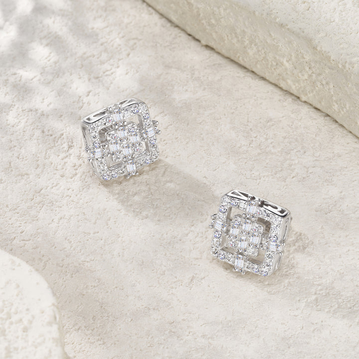 Luxury Minimalist Unisex Moissanite Stud Earrings