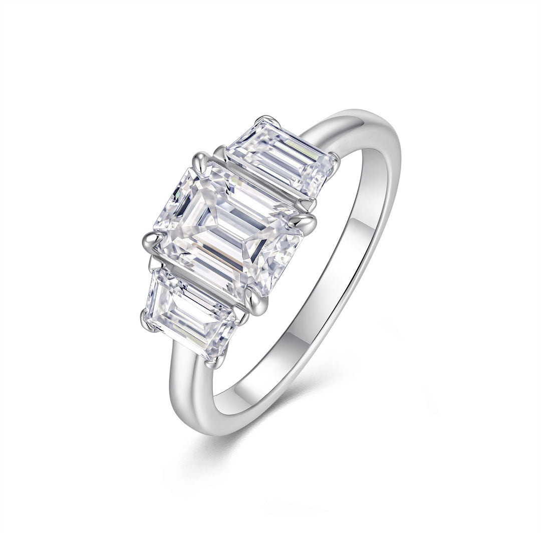 Octagonal Moissanite Ring – Platinum-Plated S925 Silver (6×8 mm, 3g, Sizes 5–9) 💍