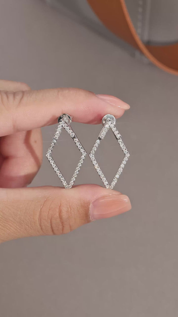 Luxury Minimalist Moissanite Earrings – Platinum-Plated S925 Silver