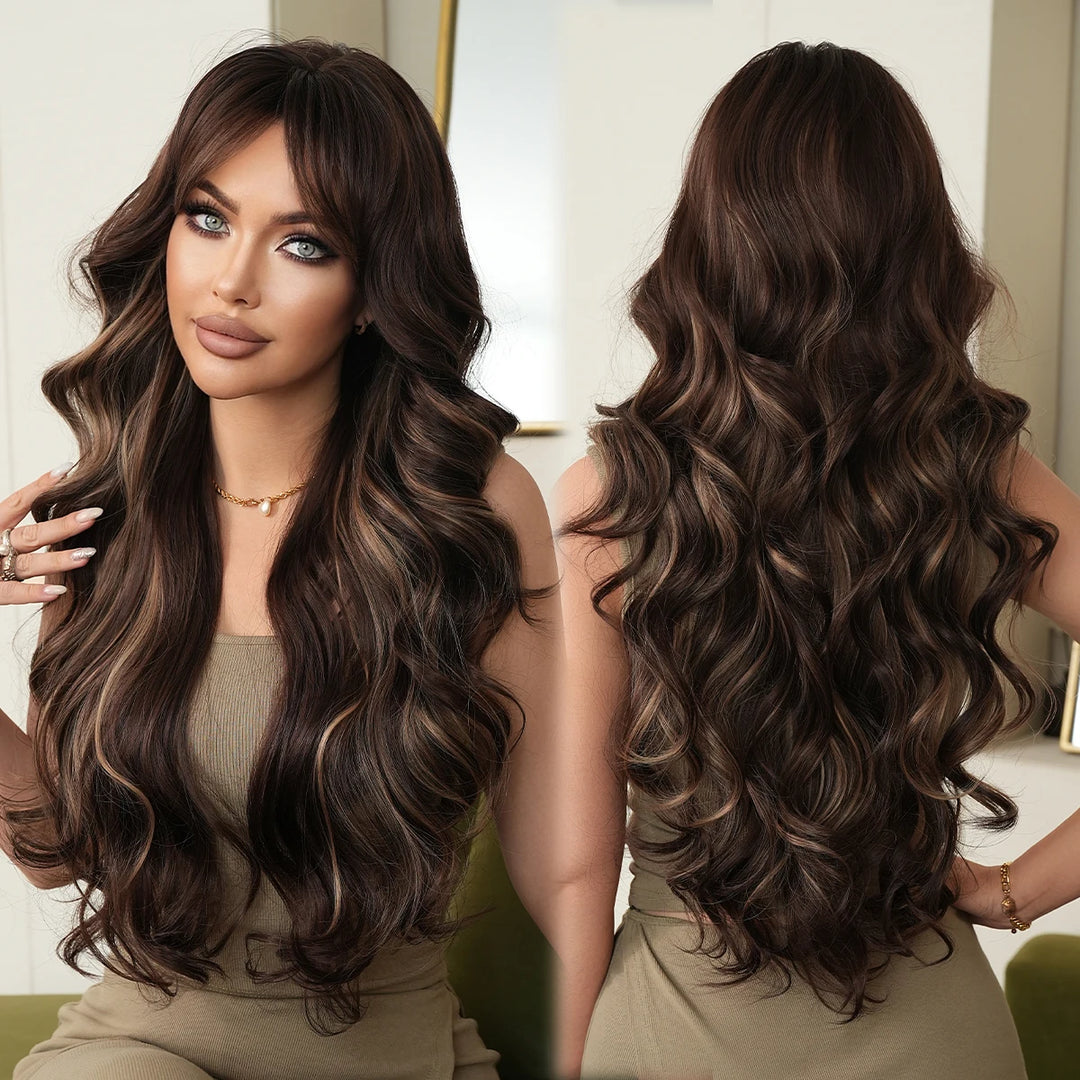 30-inch long curly highlighted brown synthetic hair wig. Made with heat-resistant fiber for a natural matte finish. Peluca.