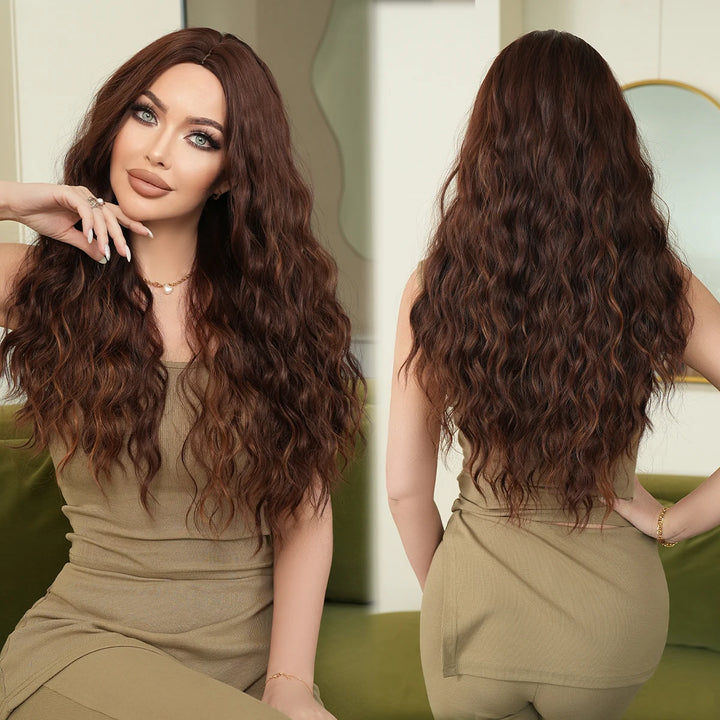 28-inch long curly brown ombre synthetic hair wig with a middle parting, water wave style. Made from heat-resistant fiber for a natural matte finish. Peluca#