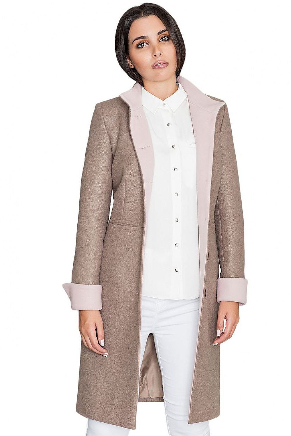 Fitted Coat On A Pink Lining With Elegant Figl