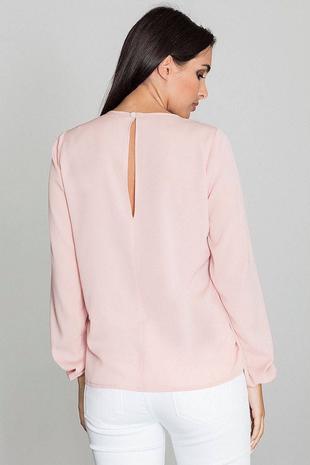 Blusa Con Un Interesante Estampado En El Escote Figl