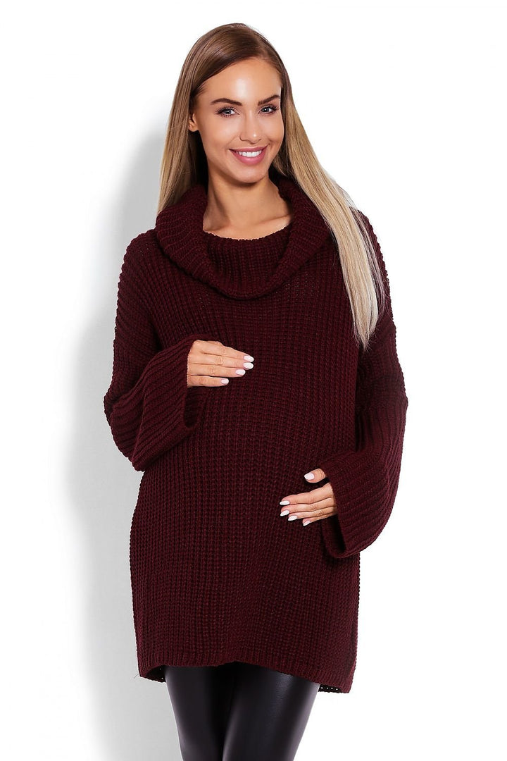 Pregnancy Sweater With a Thick Weave PeeKaBoo