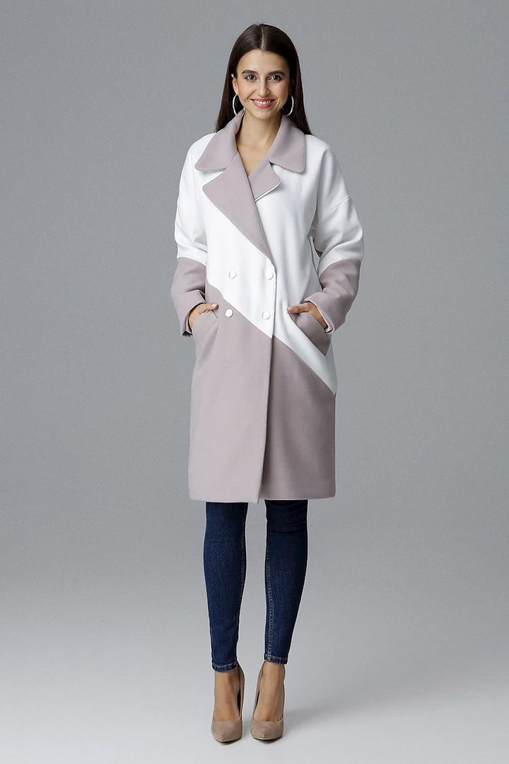 A stylish two-tone coat with a turn-up collar and pockets Figl