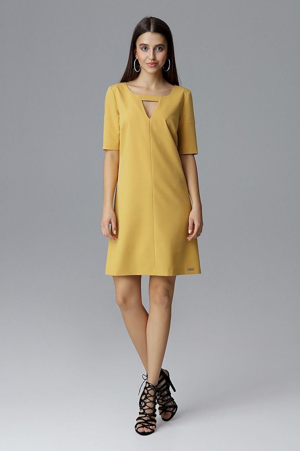 Delicate, short Daydress  Figl