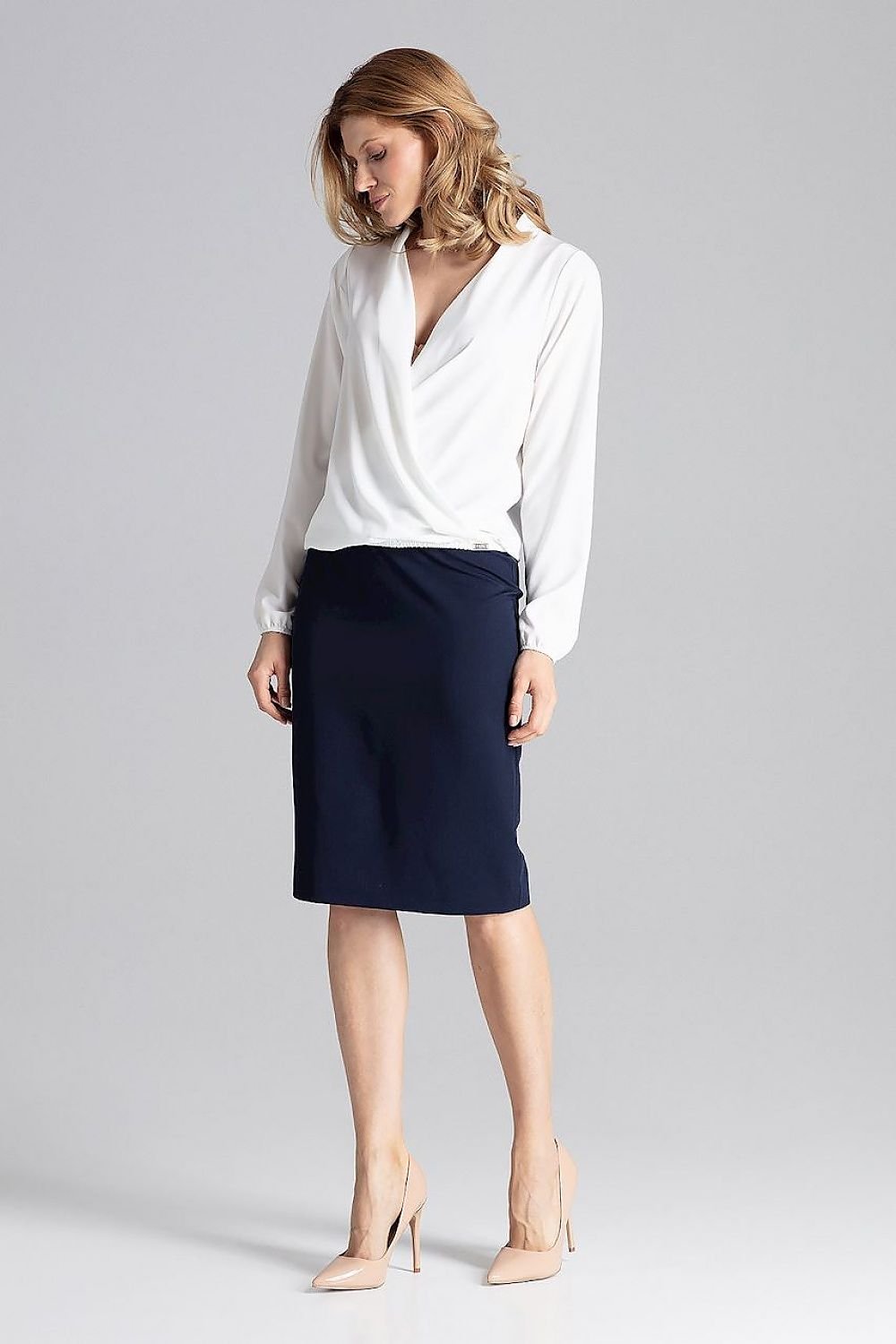 Elegant Blouse With An Envelope Neckline Figl