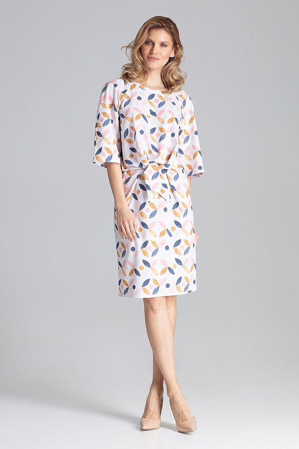 Delicate knee-length  Daydress  Figl