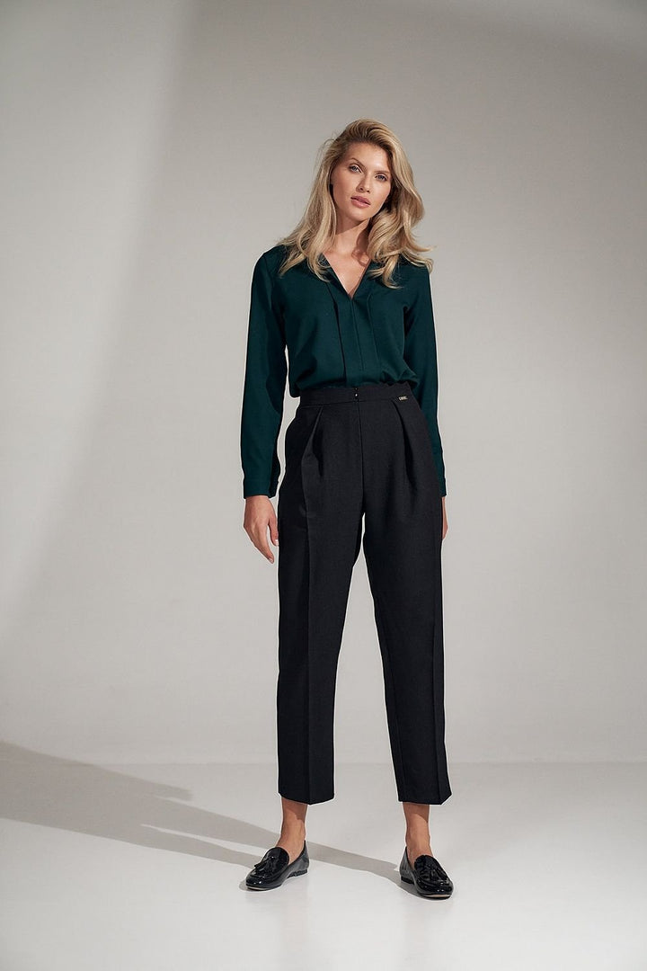 Shirtcut Blouse With A Collar With Two Vertical Pleats Figl