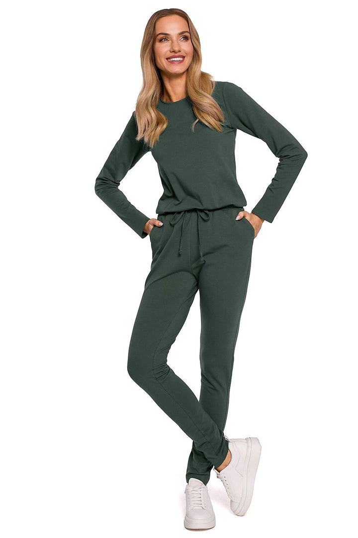 Women's Fitted Suit model Moe