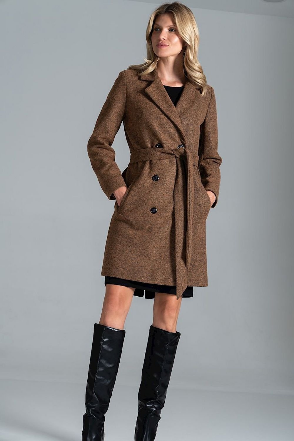 Knee-length Coat With A Jacket Collar, 6-Button Closure Figl