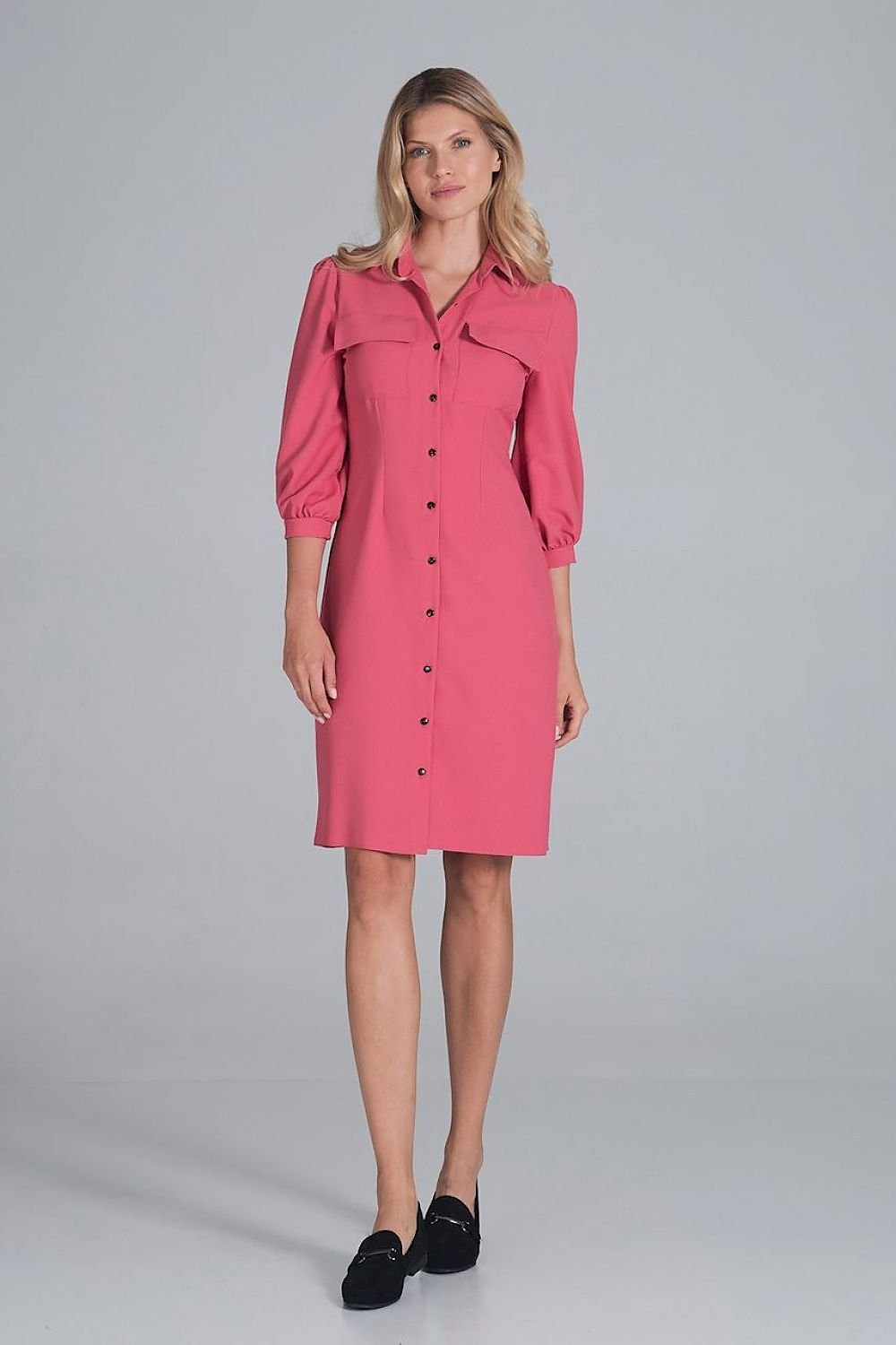 Midi shirt dress, slightly waisted with a collar Figl