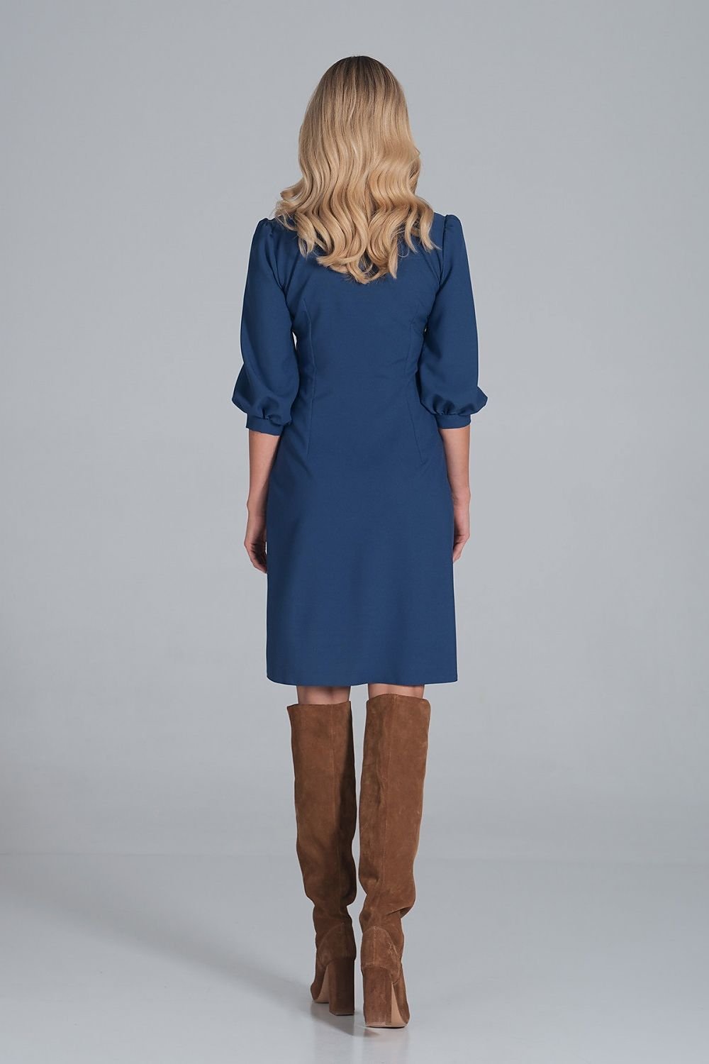 Midi shirt dress, slightly waisted with a collar Figl