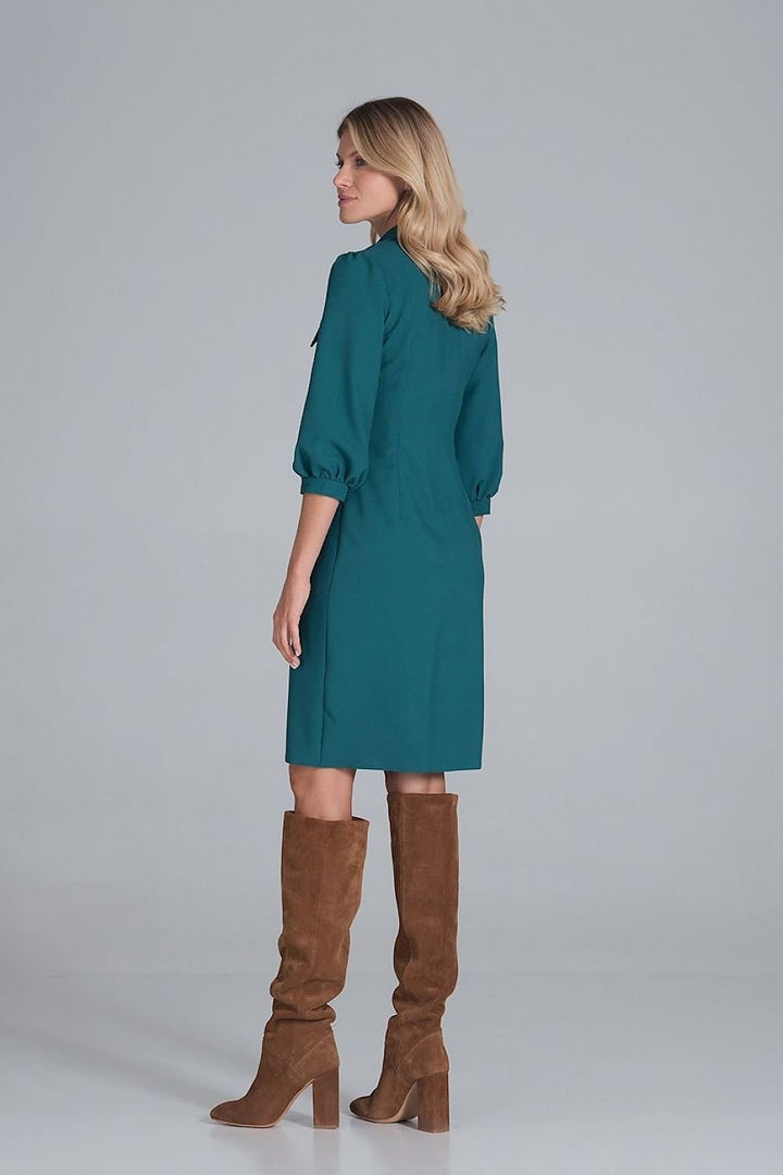 Midi shirt dress, slightly waisted with a collar Figl