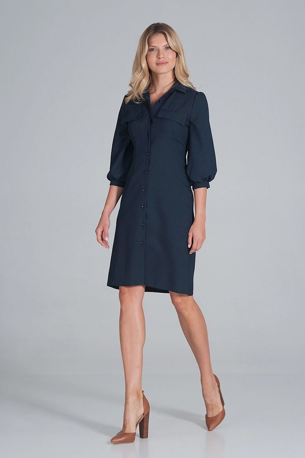 Midi shirt dress, slightly waisted with a collar Figl