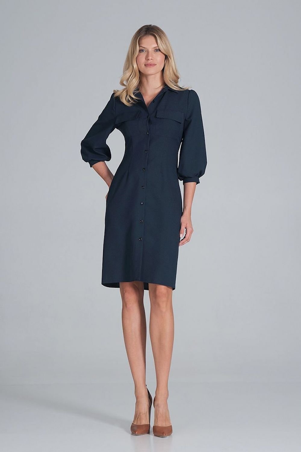 Midi shirt dress, slightly waisted with a collar Figl